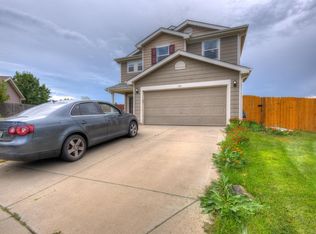 797 Canyon Ln, Lochbuie, CO 80603