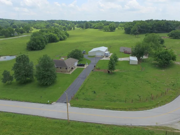 8250 N Farm Road 39, Ash Grove, MO 65604