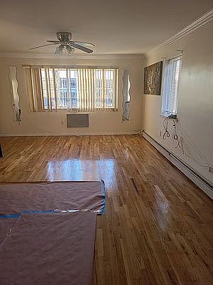 4th image of 629 E 102nd St #2A