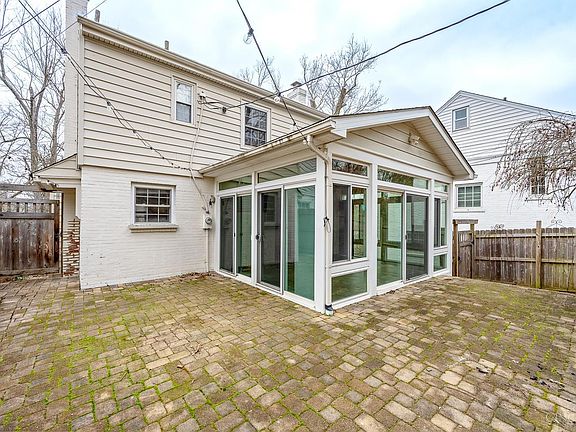 2nd image of 1106 Priscilla Ln