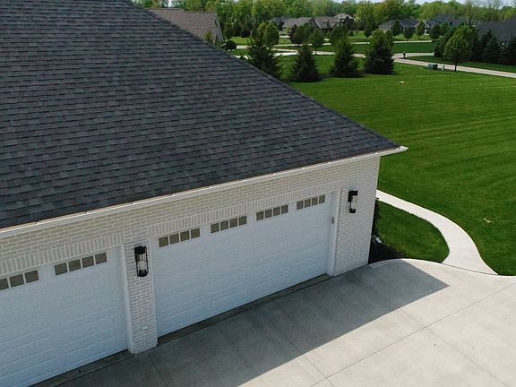 4th image of 49978 Greystone Cir
