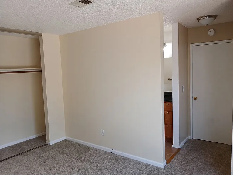400 Mokelumne Dr — Photo 34