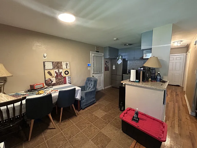 1103 Calloway St — Photo 14