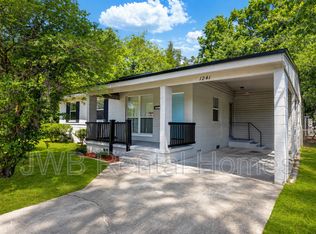 1241 Depaul Dr, Jacksonville, FL 32218