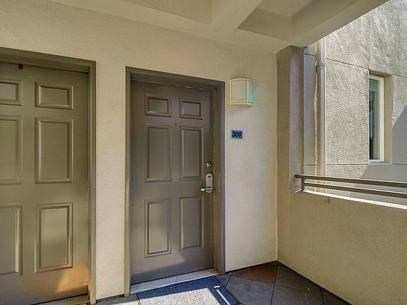 4th image of 1643 6th Ave APT 309