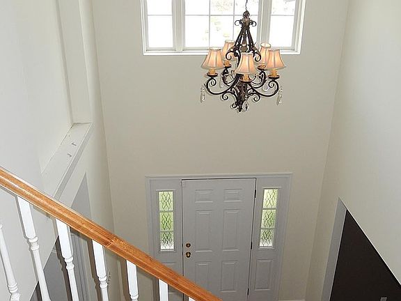 3rd image of 231 Stone Brook Way