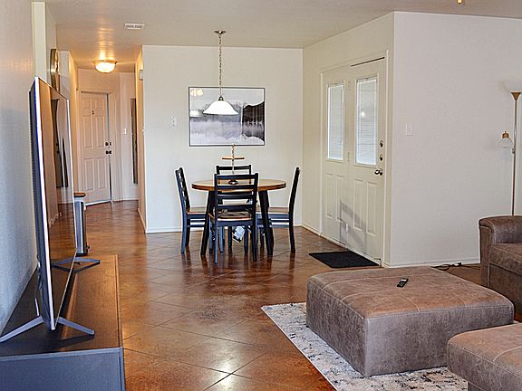 4th image of 6500 Temora Loop APT A