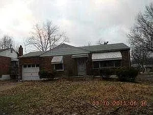 857 Melvin Ave photo 1