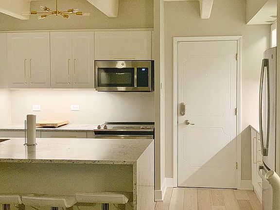5th image of 1441 N Humboldt St APT 602