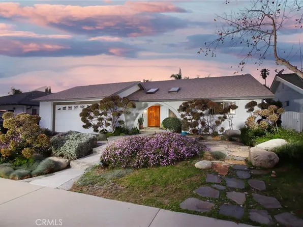 26861 Cuatro Milpas St, Santa Clarita, CA 91354