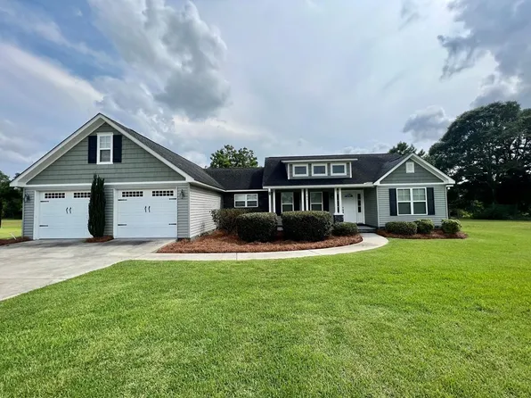 205 Burnside Rd, Fitzgerald, GA 31750