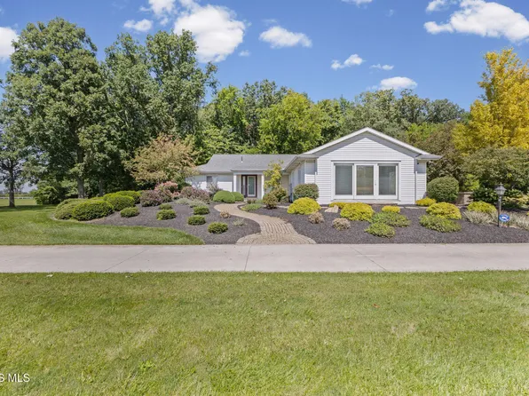 525 S Teachout Rd, Curtice, OH 43412