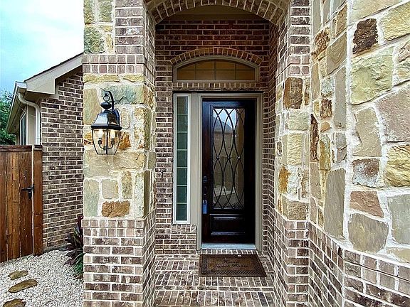 5th image of 27102 Walker Retreat Ln