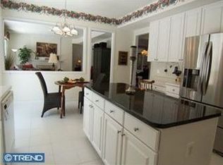 31 Eastwick Dr, Gibbsboro, NJ 08026