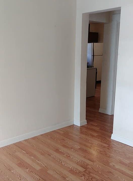 1st image of 322 Lenhardt Ave