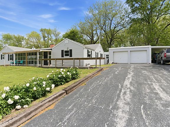 3rd image of 2415 E Valley Water Mill Road