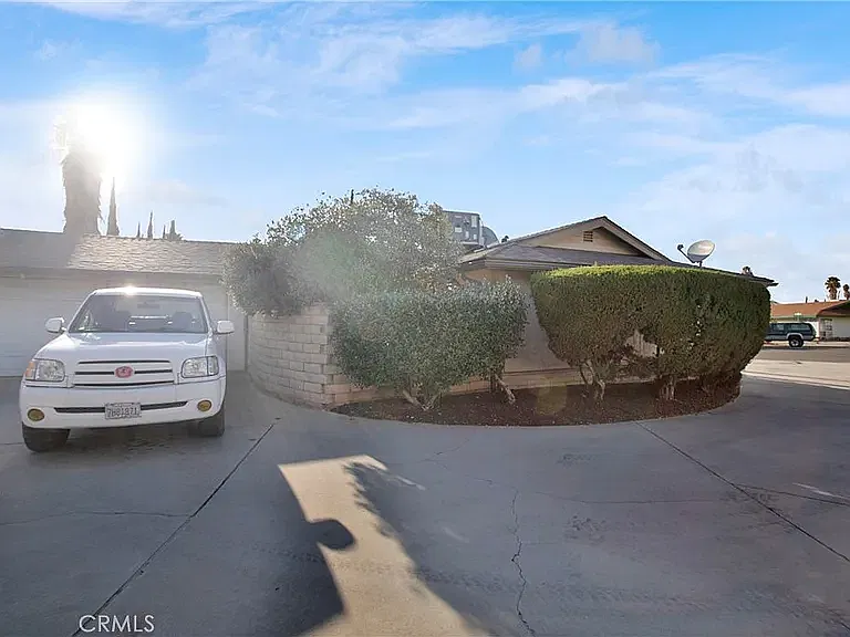 Camphorwood Ave, Hemet — Photo 2