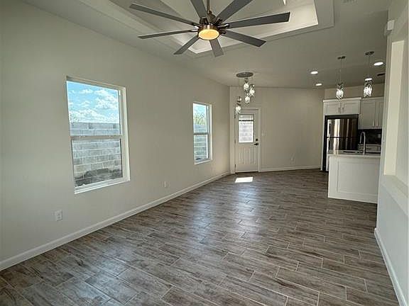 2nd image of 9202 N 56th Ln #4