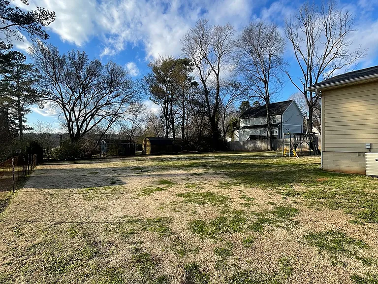 991 Joe Engel Dr — Photo 4