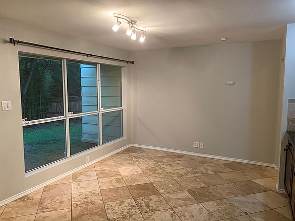 5th image of 8523 New Hampshire Dr