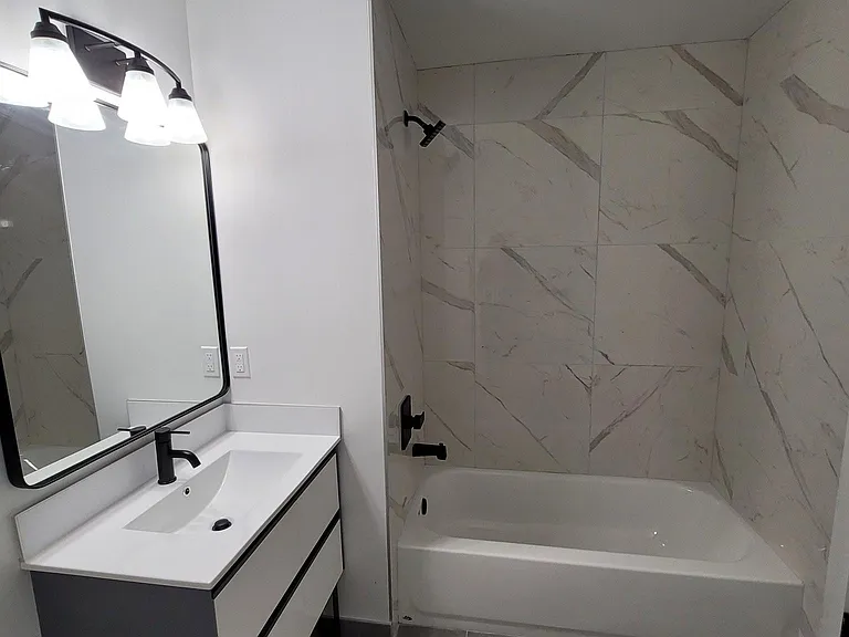 242 Spring St #1 — Photo 14
