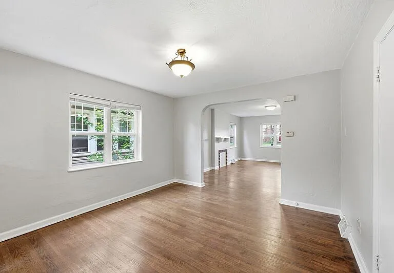 1048 Berkeley Rd #B — Photo 7