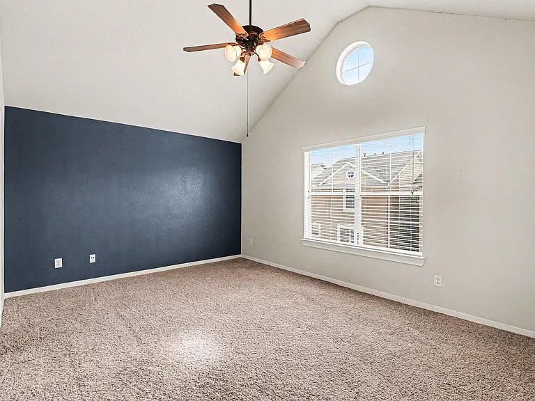 3215 Clearview Cir — Photo 6