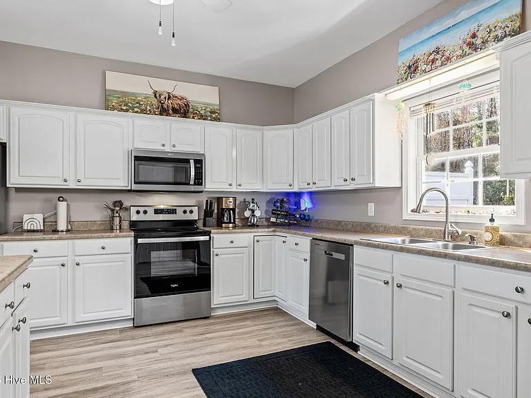 101 Ole Field Cir #C — Photo 12