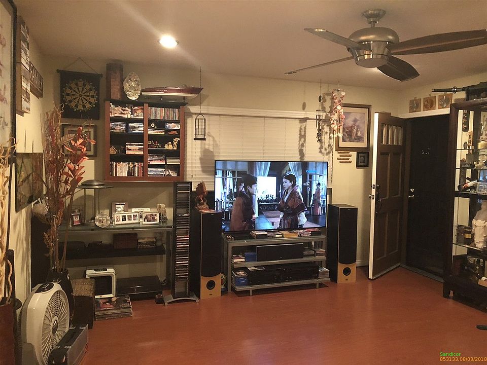 1st image of 4346 52nd St Unit 13