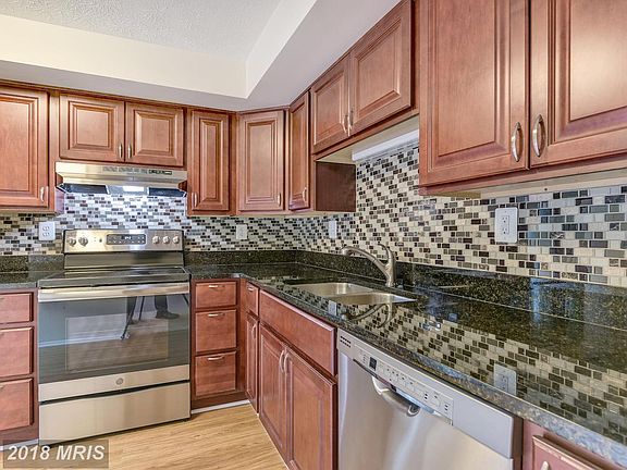 5th image of 10617 Whiterock Ct