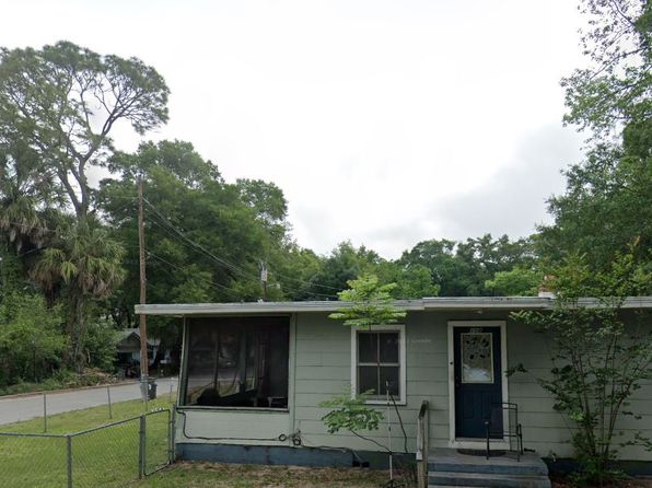 108 Pine St