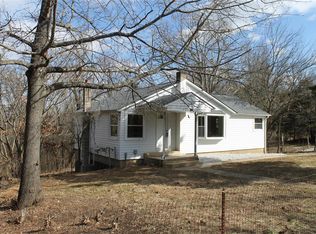 2341 Westwood Rd, Saint Clair, MO 63077