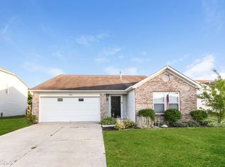 1079 E McClarnon Dr, Greenfield, IN