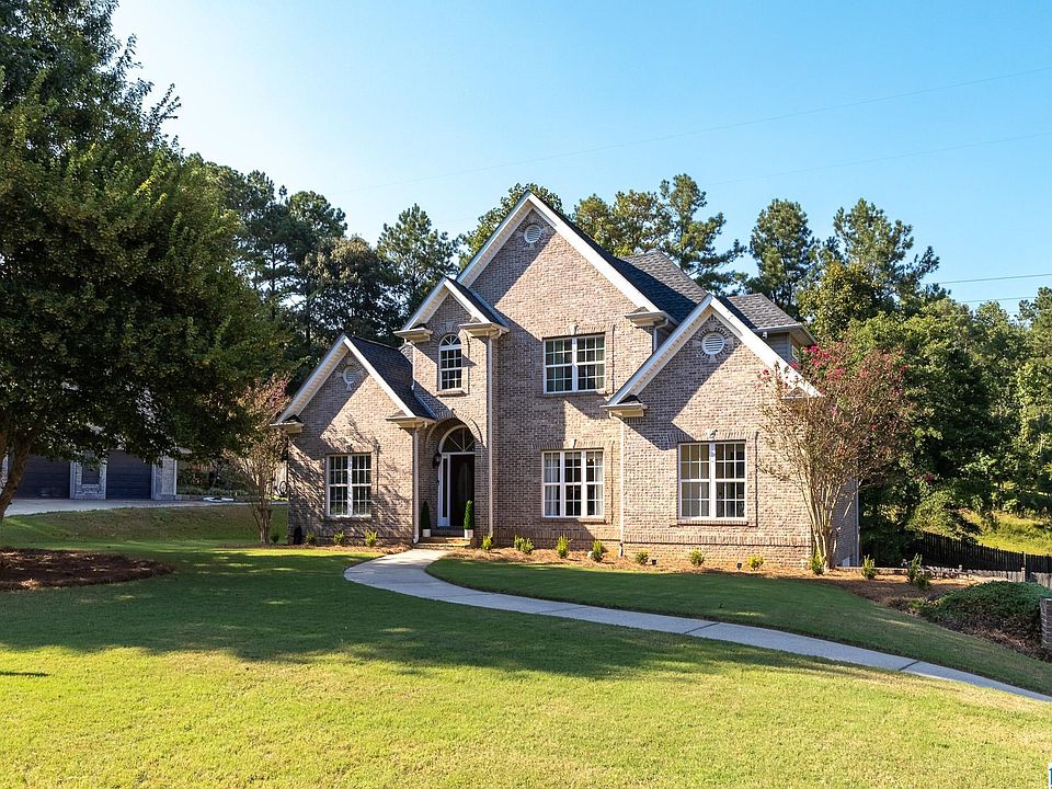 1st image of 245 Woodbridge Trl