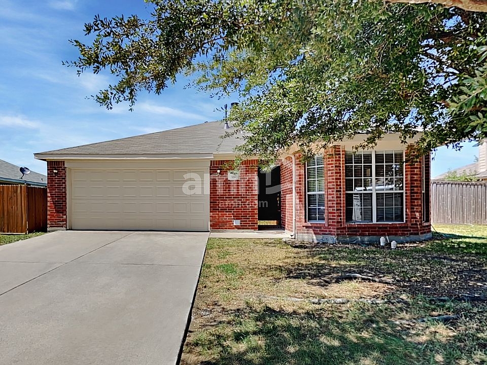 1st image of 504 Lonestar Park Ln