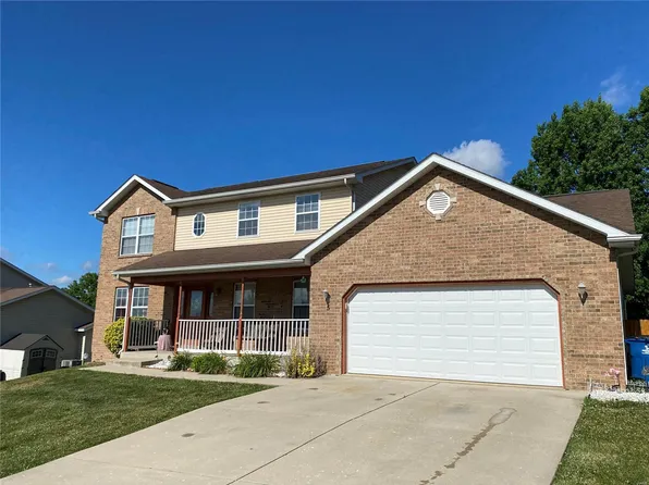 5 Acorn Lake Dr, Shiloh, IL 62221