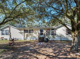10135 Lake Dr, New Port Richey, FL 34654