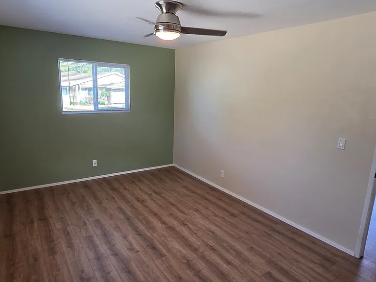 819 Cambon Cir — Photo 28