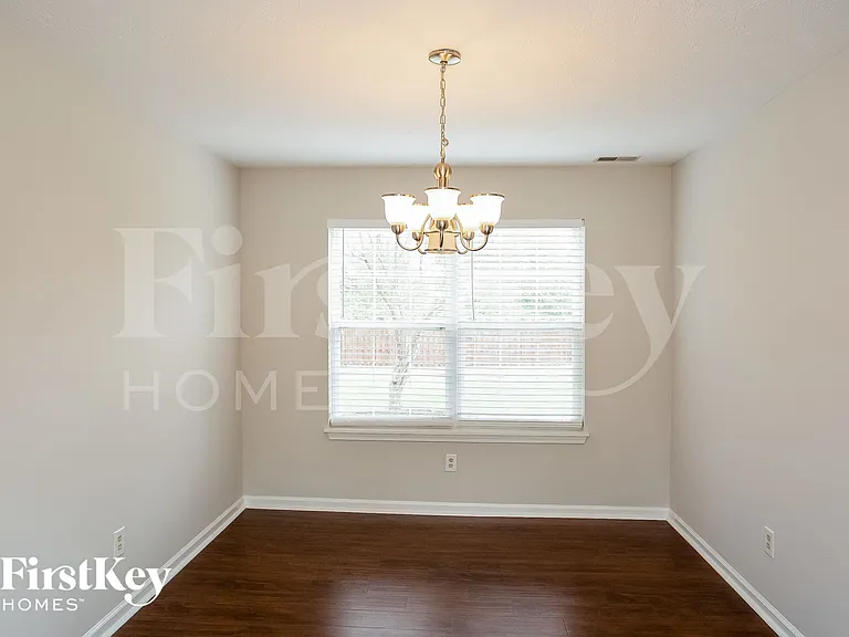 17651 Willow Creek Way — Photo 5