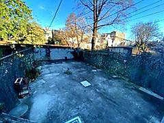 2nd image of 541 McDonald Ave Building 1R