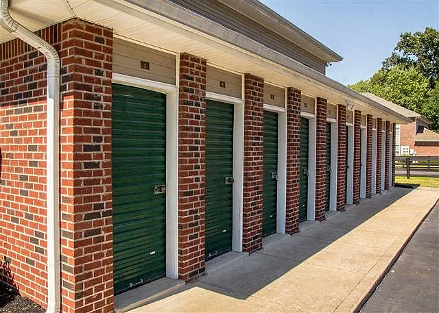 Walnut Grove — Photo 19
