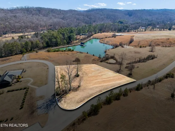 332 Enclave Way, Kingston, TN 37763