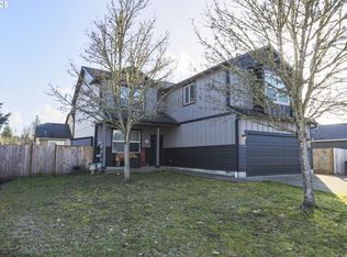 25206 Irenic Ave, Veneta, OR 97487