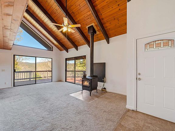 3rd image of 21116 Crystal Falls Dr