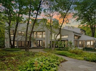 11 Stone Gate Ln, Lake Forest, IL 60045