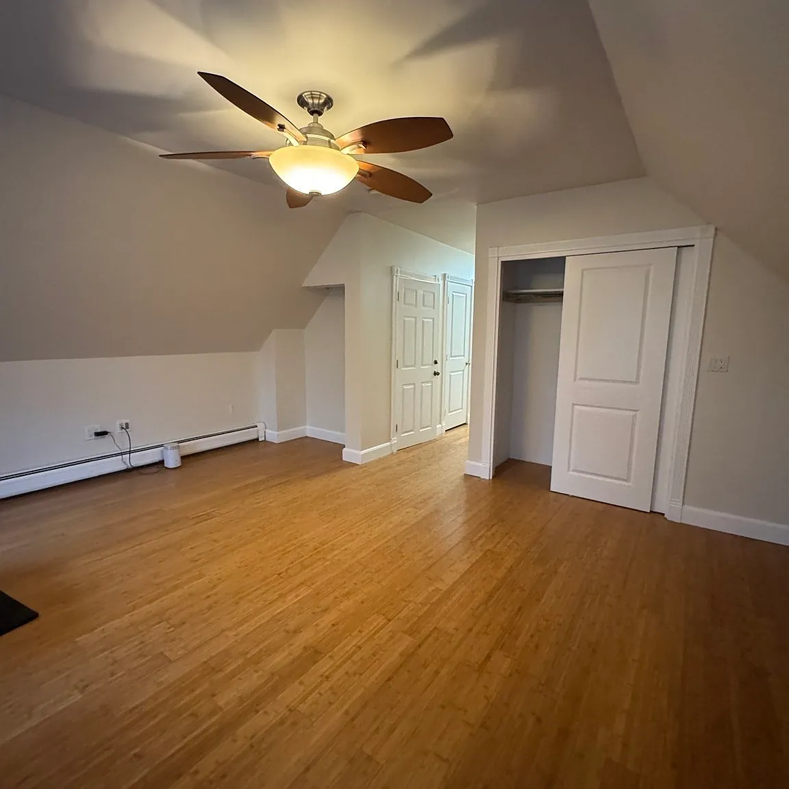 1 bed, 1.0 bath, 850 sqft, $2,600 — Photo 3