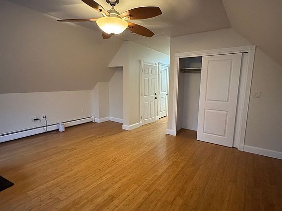 3rd image of 23 Fletcher St APT 3