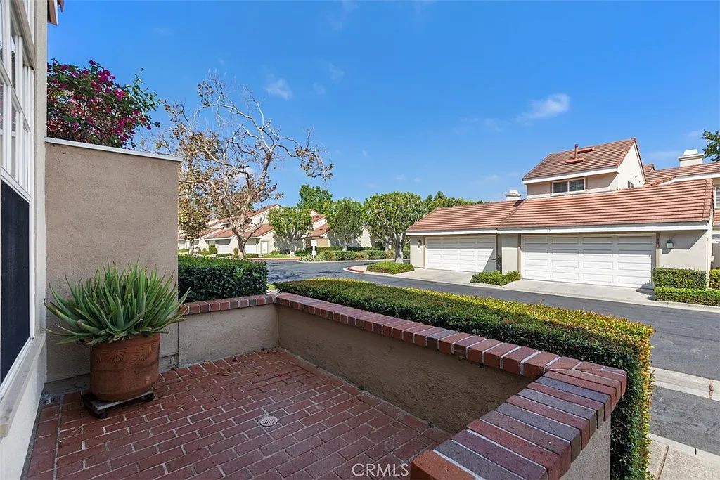 3 bed, 1524 sqft, $5,300 — Photo 4