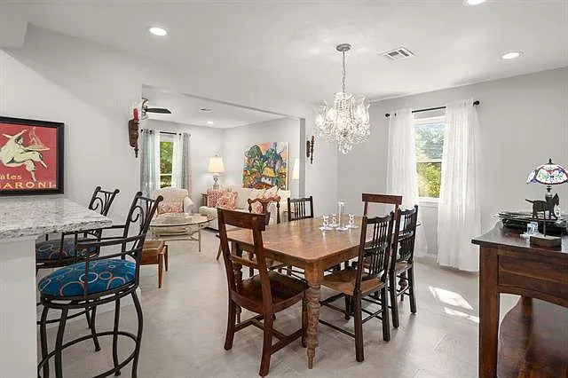 1012 W 11th Ave — Photo 14