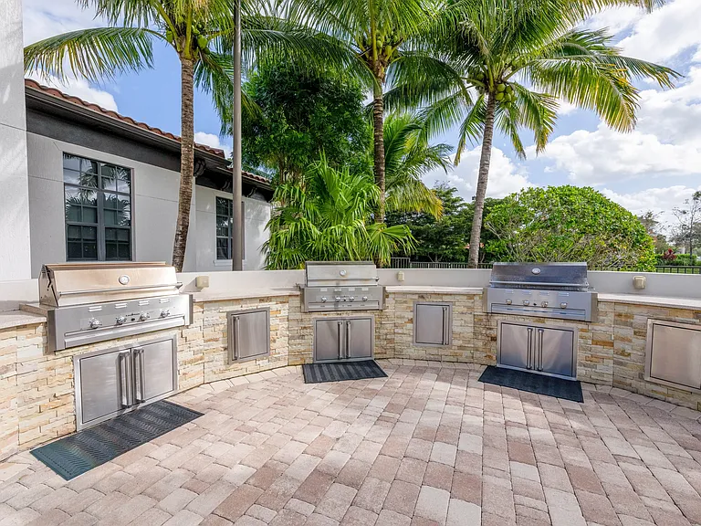 Outdoor Grilling Station